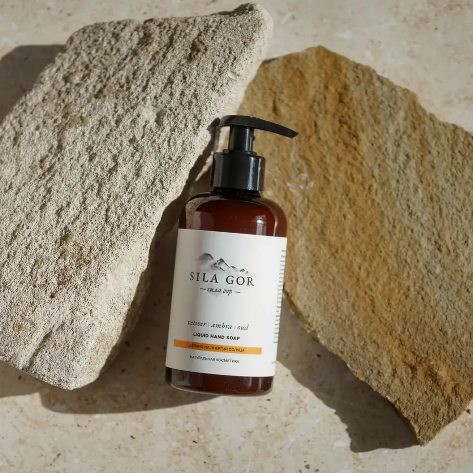 Жидкое мыло для рук Vetiver, Ambra, Oud Сила гор №3, 300 мл