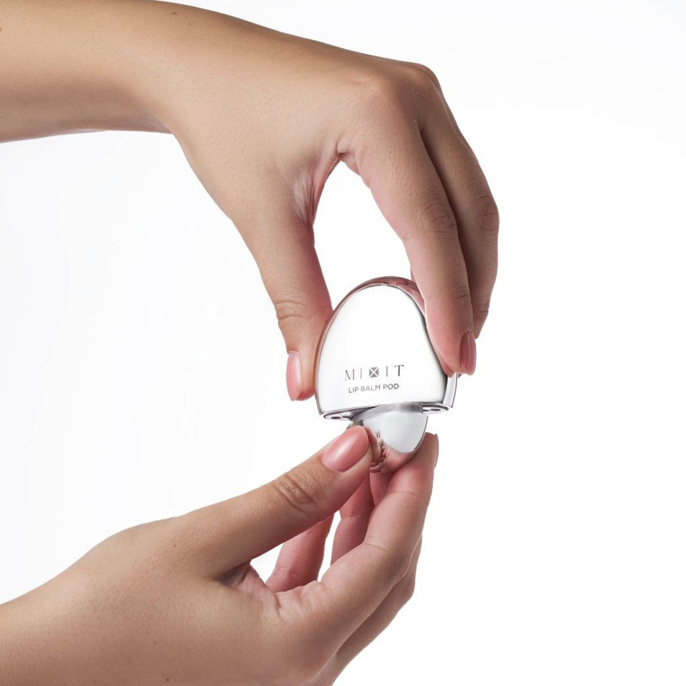 Питательный бальзам для губ, 04 mirror glaze (светло-ванильная) спелая малина, освежающий «Спрайт»