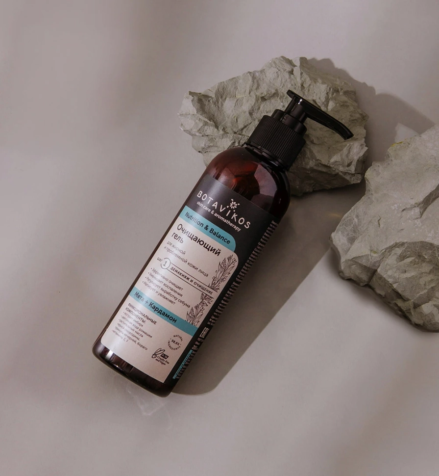 Гель очищающий для жирной и проблемной кожи Мята + Кардамон Nutrion & Balance, 200 мл