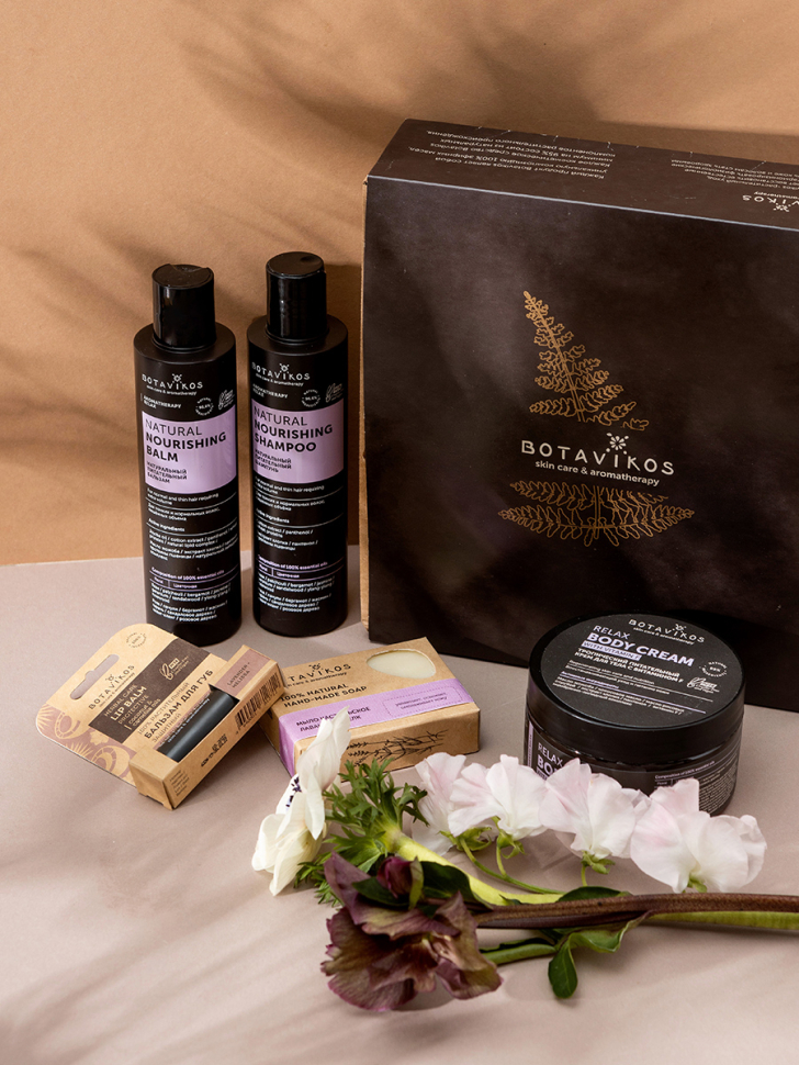 Набор подарочный Aromatherapy Relax (шампунь, бальзам для волос, крем для тела, бальзам для губ, мыло)